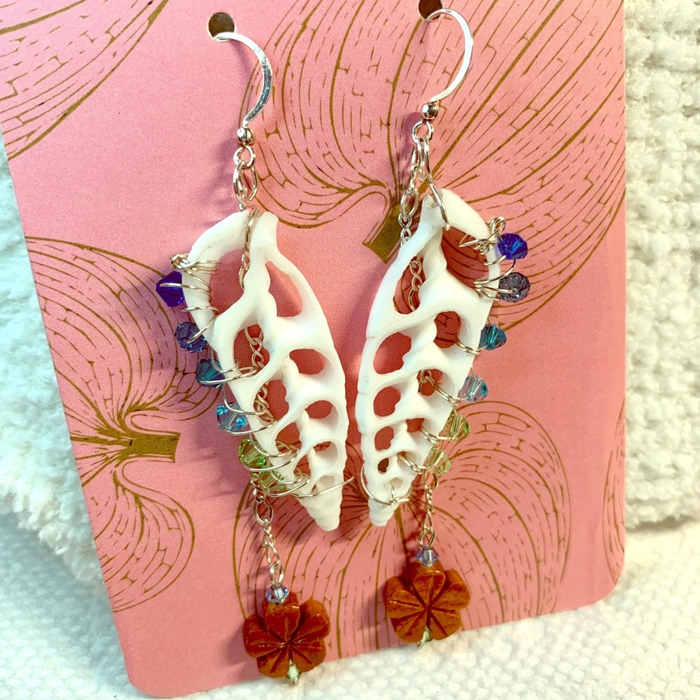 Shell & crystal accents + wood flower earrings